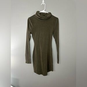 Tobi NWT Olive Green Long Sleeve criss cross back Dress